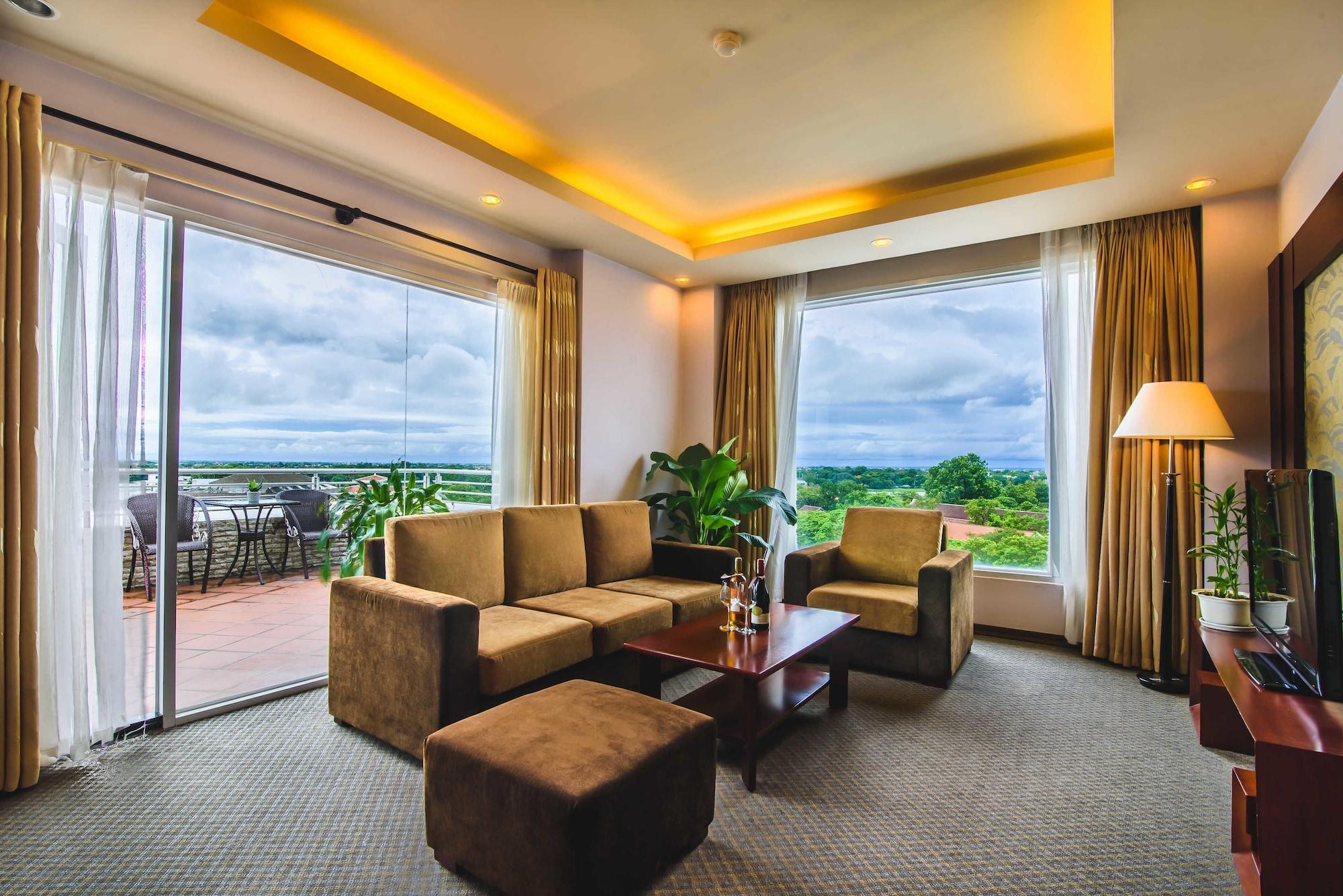 Mondial Hotel Hue Luaran gambar