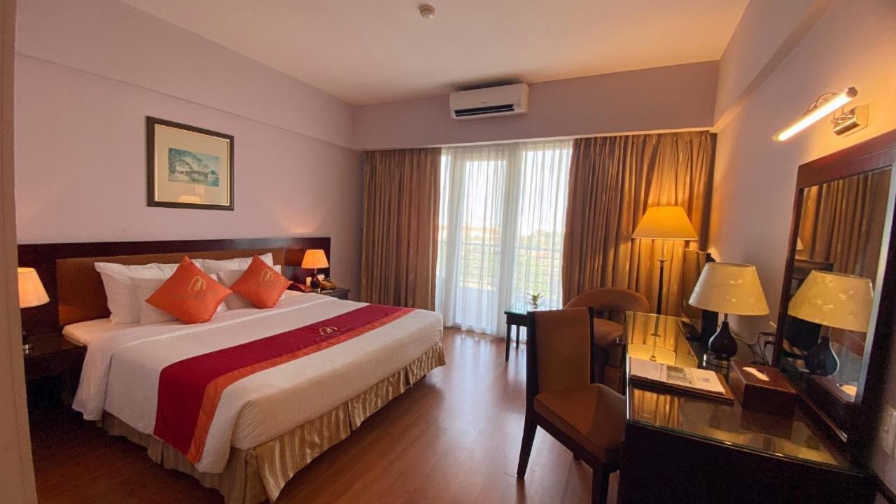 Mondial Hotel Hue Luaran gambar