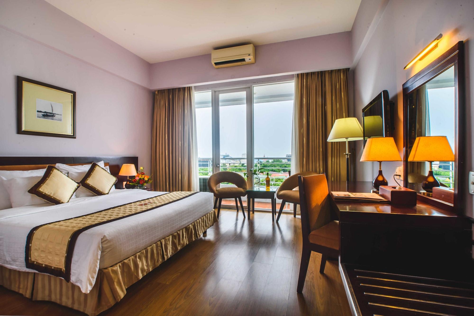 Mondial Hotel Hue Luaran gambar